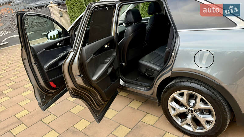 Внедорожник / Кроссовер Kia Sorento 2015 в Черновцах