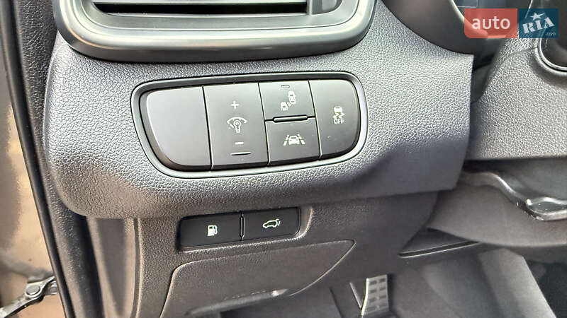 Внедорожник / Кроссовер Kia Sorento 2015 в Черновцах