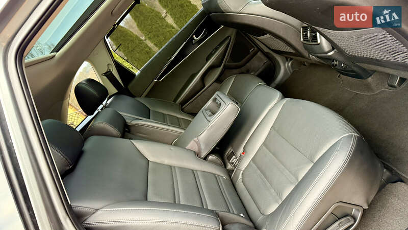 Внедорожник / Кроссовер Kia Sorento 2015 в Черновцах