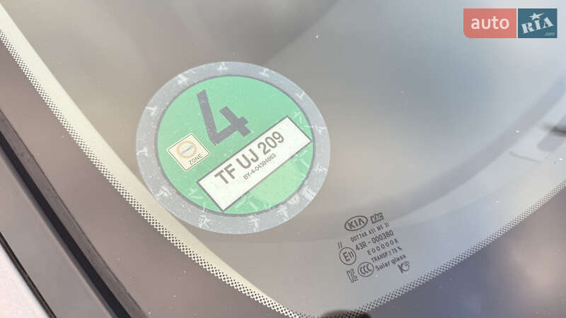 Внедорожник / Кроссовер Kia Sorento 2015 в Черновцах