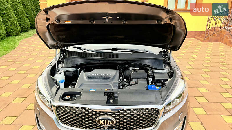Внедорожник / Кроссовер Kia Sorento 2015 в Черновцах