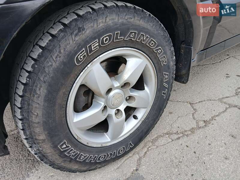 Внедорожник / Кроссовер Kia Sorento 2006 в Хотине