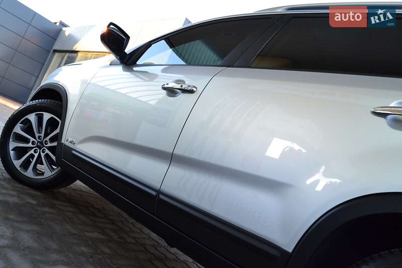 Внедорожник / Кроссовер Kia Sorento 2013 в Дрогобыче