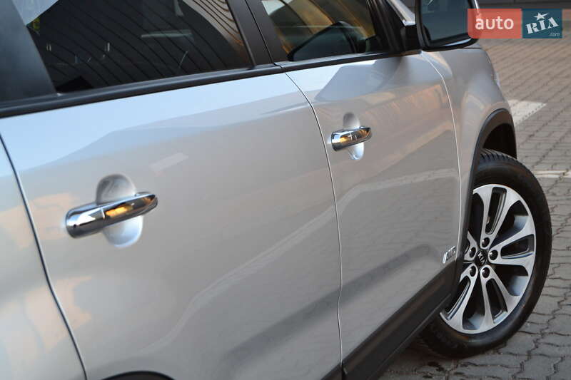 Внедорожник / Кроссовер Kia Sorento 2013 в Дрогобыче