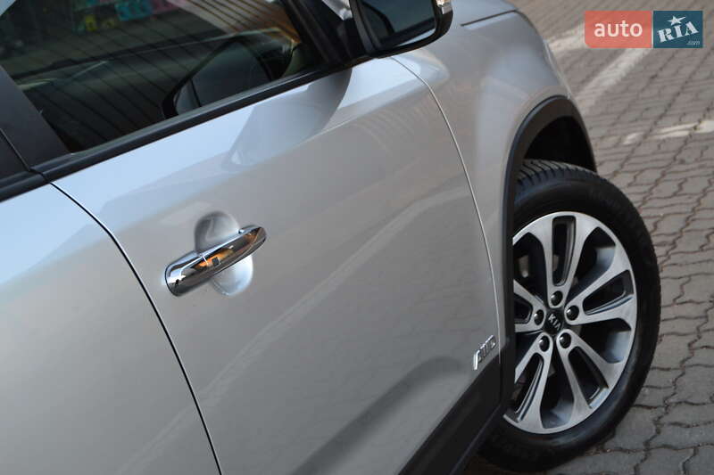 Внедорожник / Кроссовер Kia Sorento 2013 в Дрогобыче
