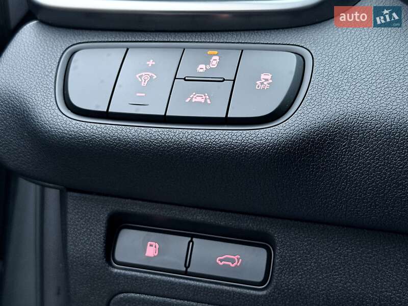 Внедорожник / Кроссовер Kia Sorento 2016 в Ковеле