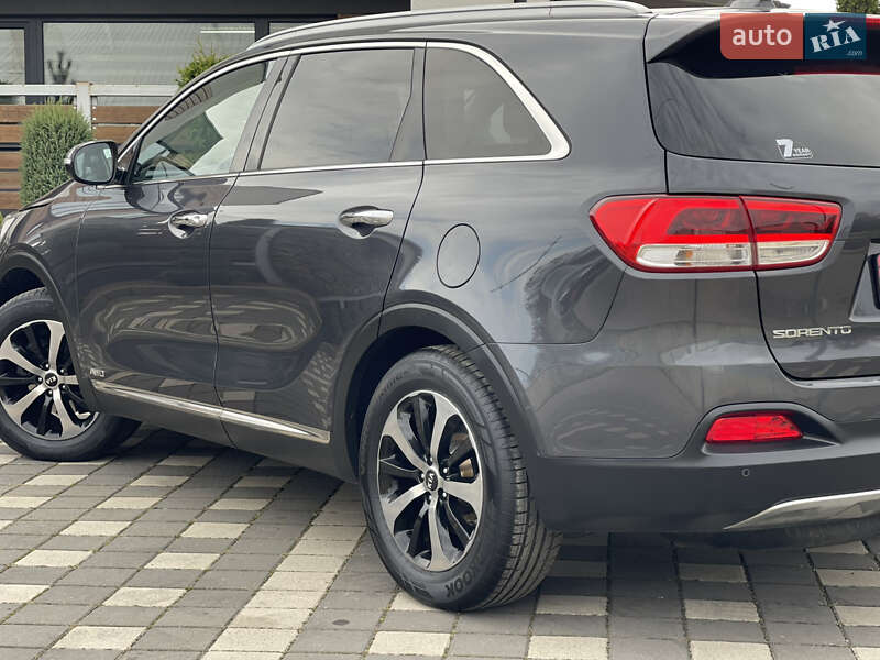 Внедорожник / Кроссовер Kia Sorento 2017 в Стрые