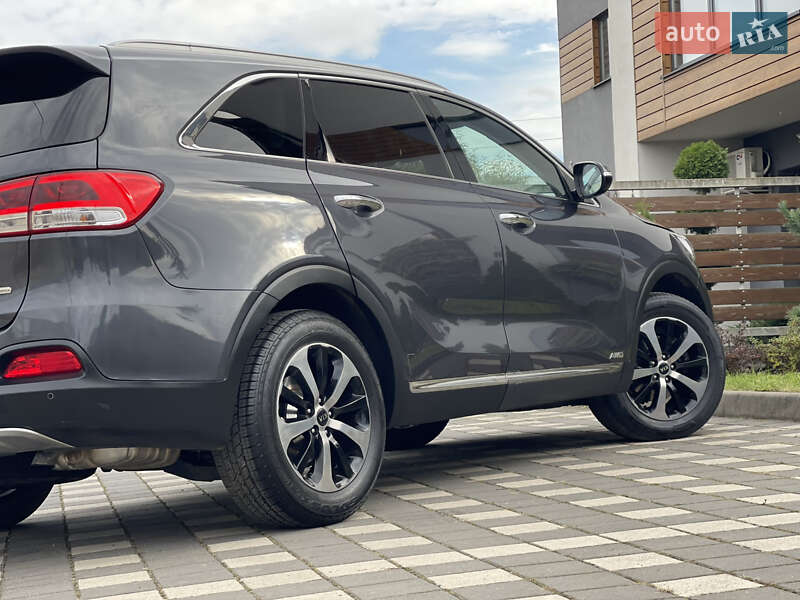 Внедорожник / Кроссовер Kia Sorento 2017 в Стрые
