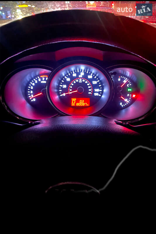 Внедорожник / Кроссовер Kia Sorento 2011 в Виннице