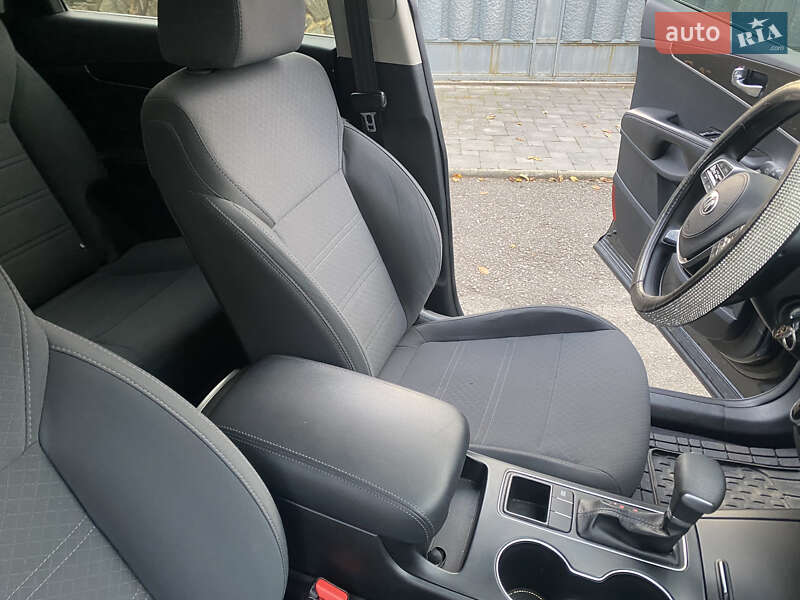 Позашляховик / Кросовер Kia Sorento 2019 в Самборі