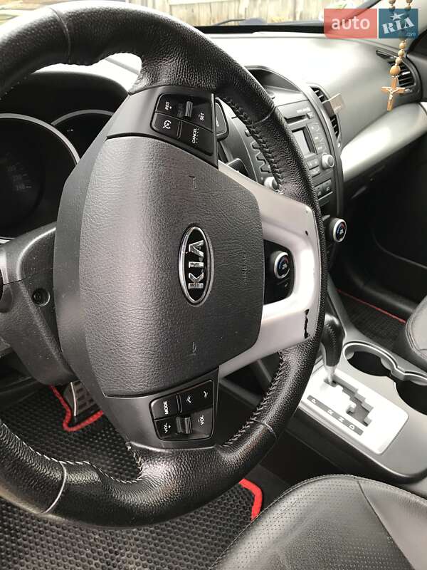 Внедорожник / Кроссовер Kia Sorento 2010 в Благовещенском