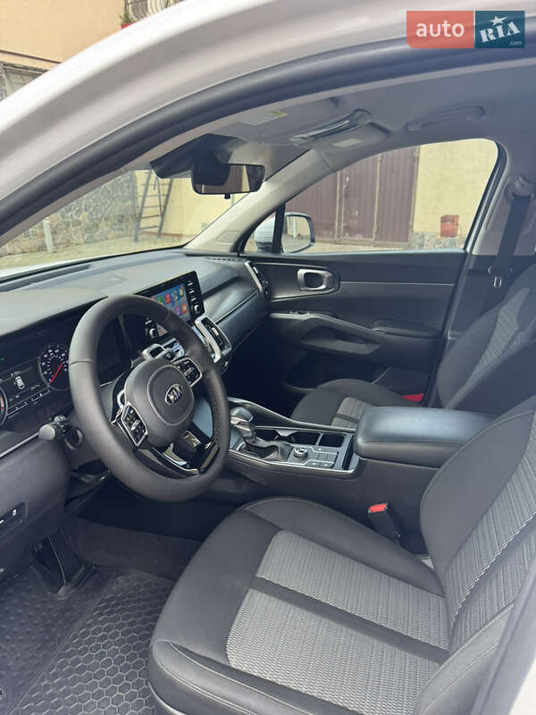 Внедорожник / Кроссовер Kia Sorento 2021 в Владимире фото 47 Внедорожник / Кроссовер Kia Sorento 2021 в Владимире