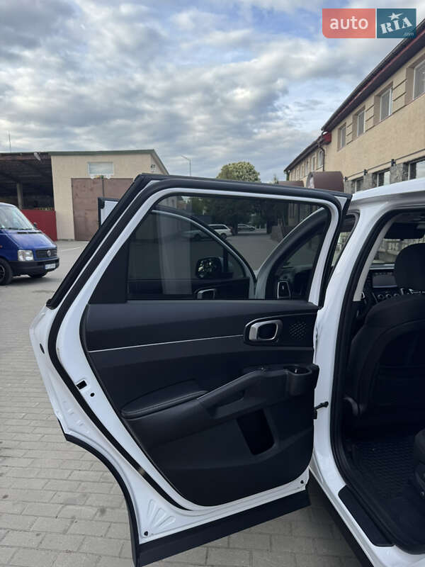 Внедорожник / Кроссовер Kia Sorento 2021 в Владимире фото 62 Внедорожник / Кроссовер Kia Sorento 2021 в Владимире