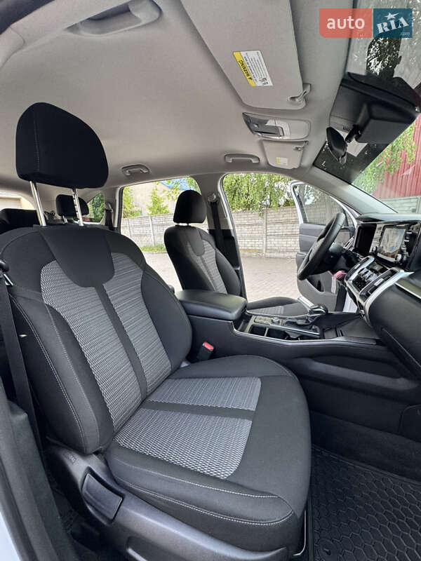 Внедорожник / Кроссовер Kia Sorento 2021 в Владимире фото 78 Внедорожник / Кроссовер Kia Sorento 2021 в Владимире