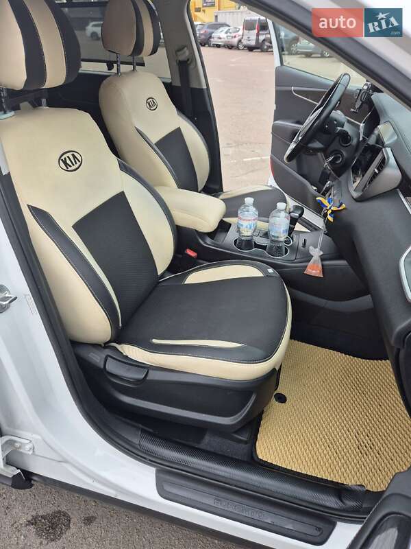 Внедорожник / Кроссовер Kia Sorento 2019 в Житомире