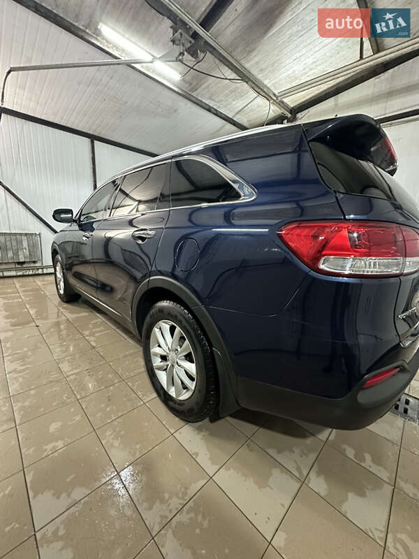 Внедорожник / Кроссовер Kia Sorento 2016 в Львове