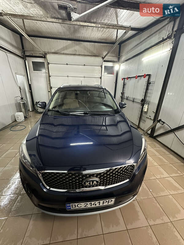 Внедорожник / Кроссовер Kia Sorento 2016 в Львове