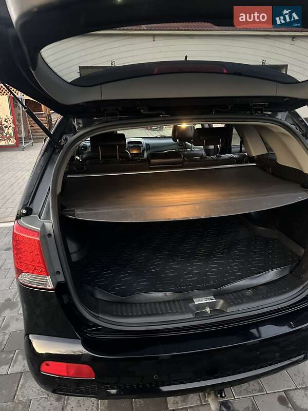 Внедорожник / Кроссовер Kia Sorento 2012 в Вознесенске фото 31 Внедорожник / Кроссовер Kia Sorento 2012 в Вознесенске