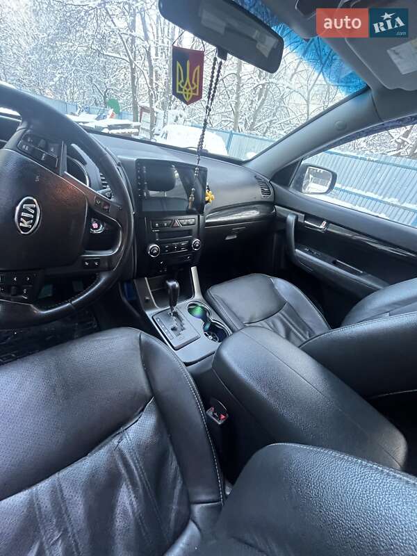 Позашляховик / Кросовер Kia Sorento 2013 в Львові