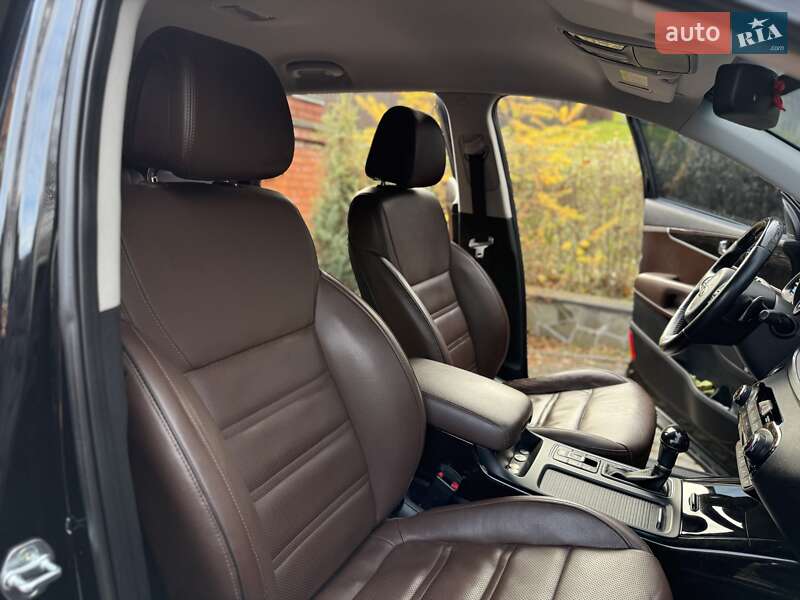 Внедорожник / Кроссовер Kia Sorento 2017 в Киеве