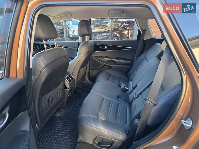 Внедорожник / Кроссовер Kia Sorento 2015 в Коломые