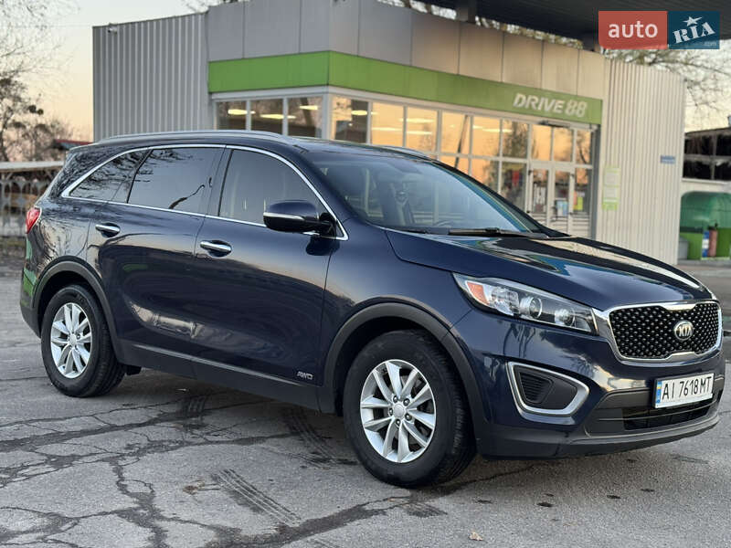 Внедорожник / Кроссовер Kia Sorento 2016 в Лубнах