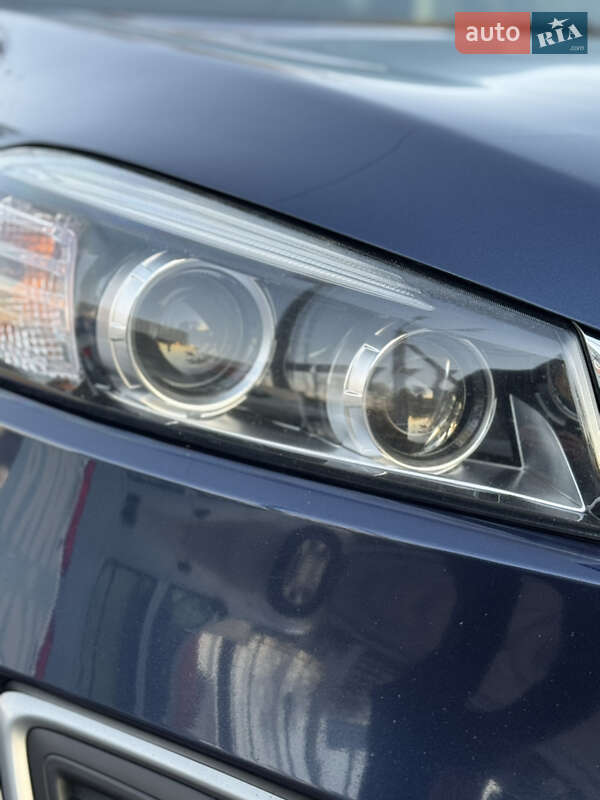 Внедорожник / Кроссовер Kia Sorento 2016 в Лубнах