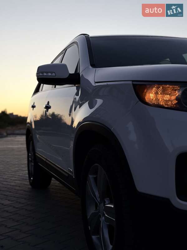 Внедорожник / Кроссовер Kia Sorento 2012 в Черкассах