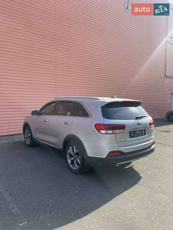 Внедорожник / Кроссовер Kia Sorento 2016 в Киеве