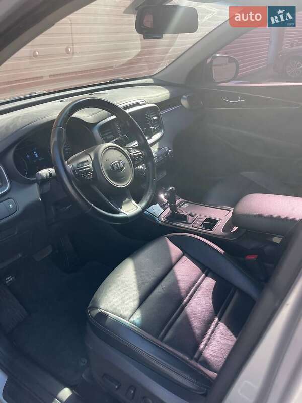 Внедорожник / Кроссовер Kia Sorento 2016 в Киеве