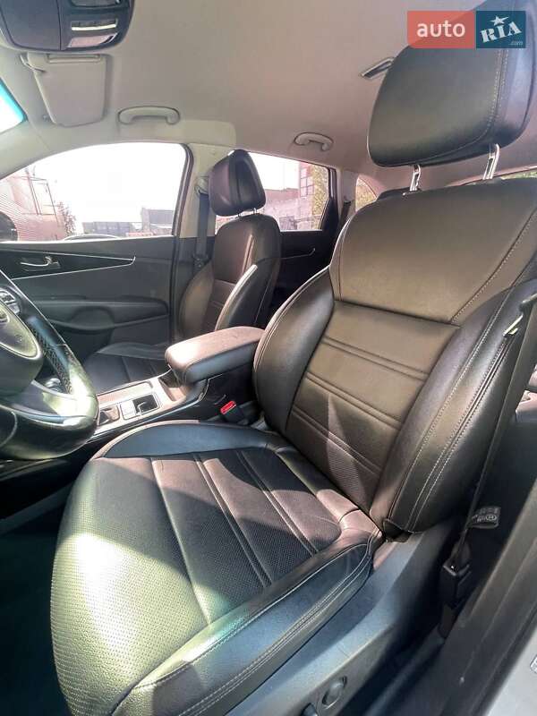 Внедорожник / Кроссовер Kia Sorento 2016 в Киеве