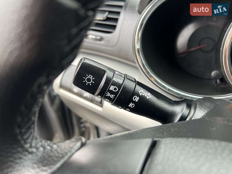 Внедорожник / Кроссовер Kia Sorento 2012 в Житомире