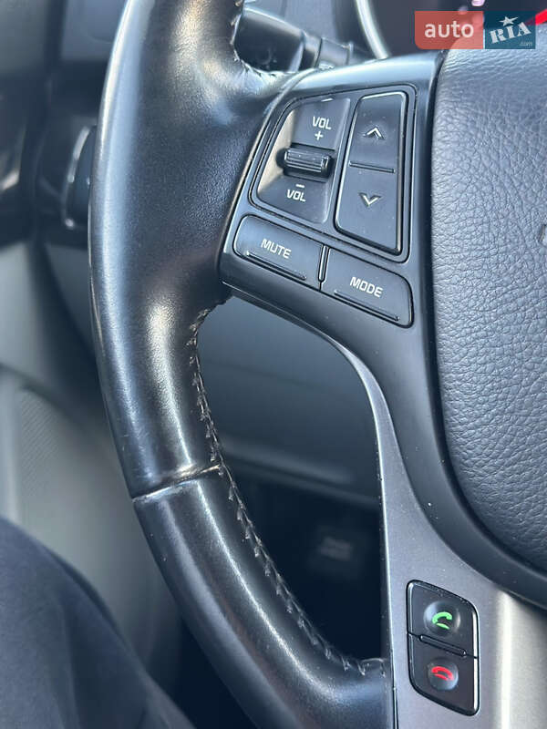 Внедорожник / Кроссовер Kia Sorento 2014 в Львове фото 49 Внедорожник / Кроссовер Kia Sorento 2014 в Львове