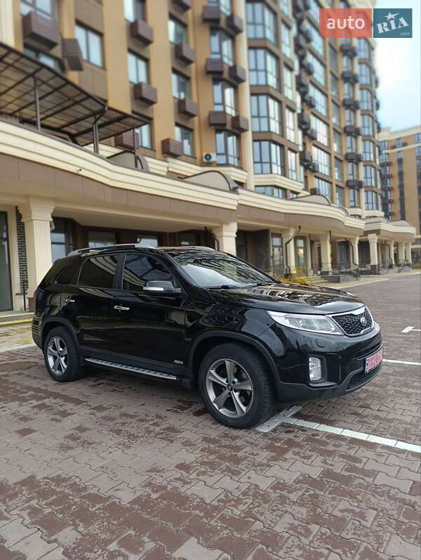 Позашляховик / Кросовер Kia Sorento 2014 в Києві