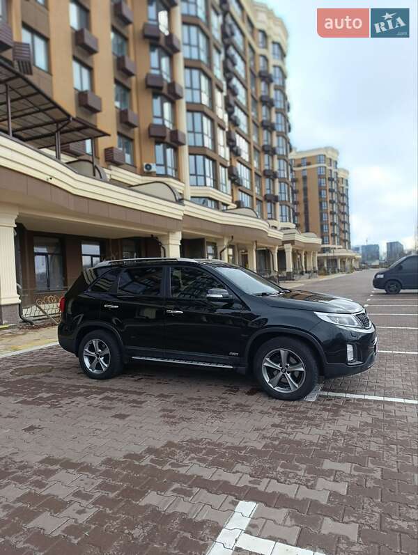 Позашляховик / Кросовер Kia Sorento 2014 в Києві