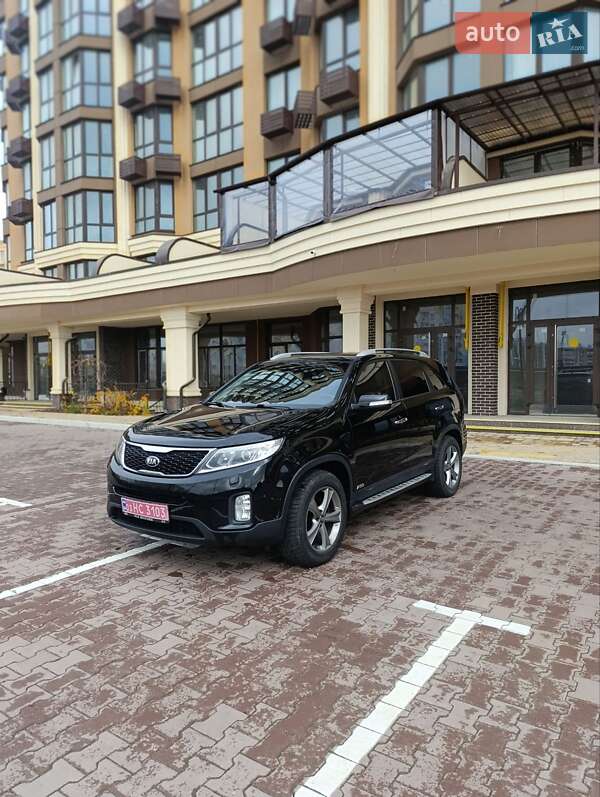 Позашляховик / Кросовер Kia Sorento 2014 в Києві