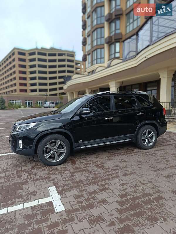 Позашляховик / Кросовер Kia Sorento 2014 в Києві