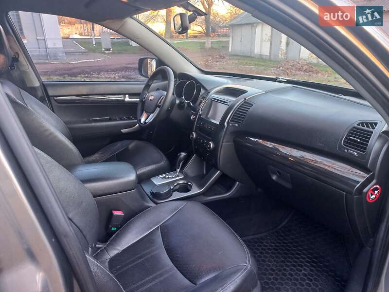 Позашляховик / Кросовер Kia Sorento 2012 в Києві