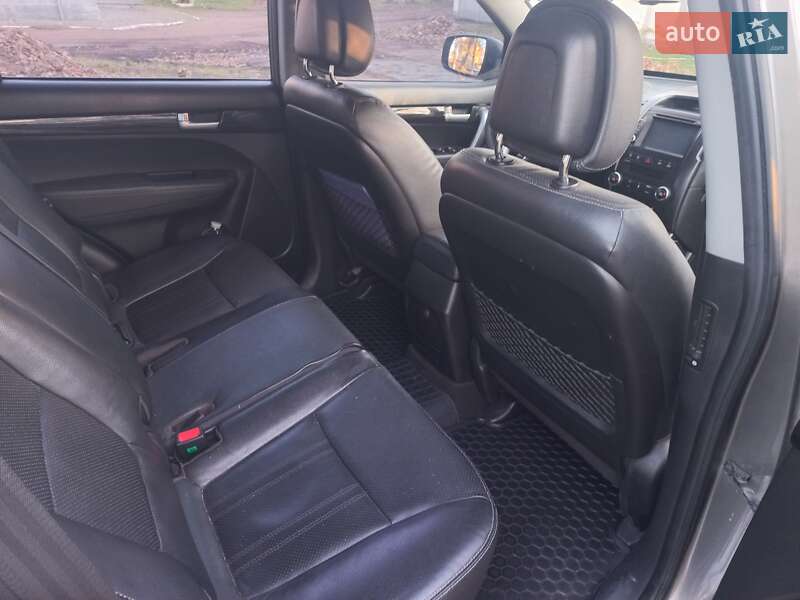 Позашляховик / Кросовер Kia Sorento 2012 в Києві