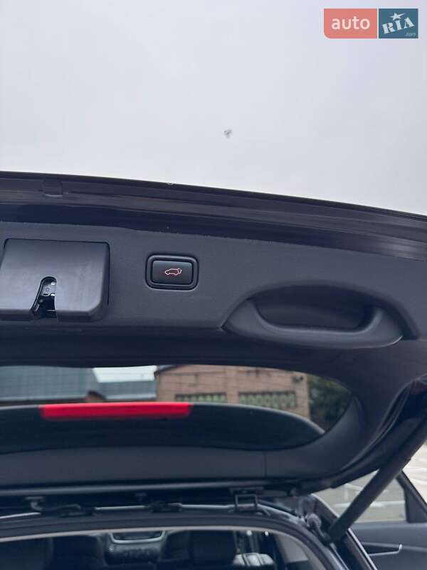 Позашляховик / Кросовер Kia Sorento 2016 в Києві