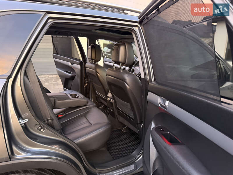 Позашляховик / Кросовер Kia Sorento 2013 в Рівному