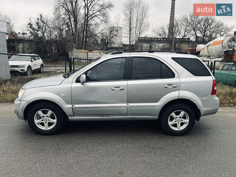 Позашляховик / Кросовер Kia Sorento 2006 в Києві
