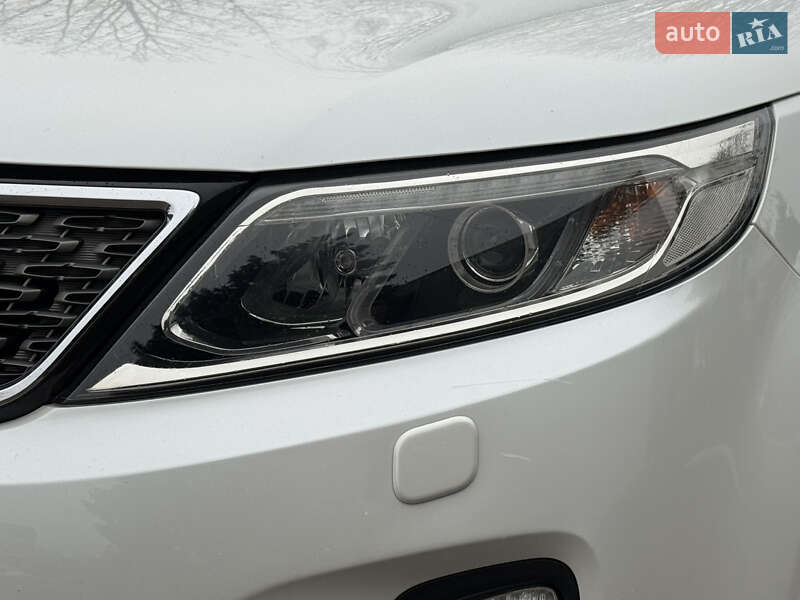 Внедорожник / Кроссовер Kia Sorento 2015 в Ровно