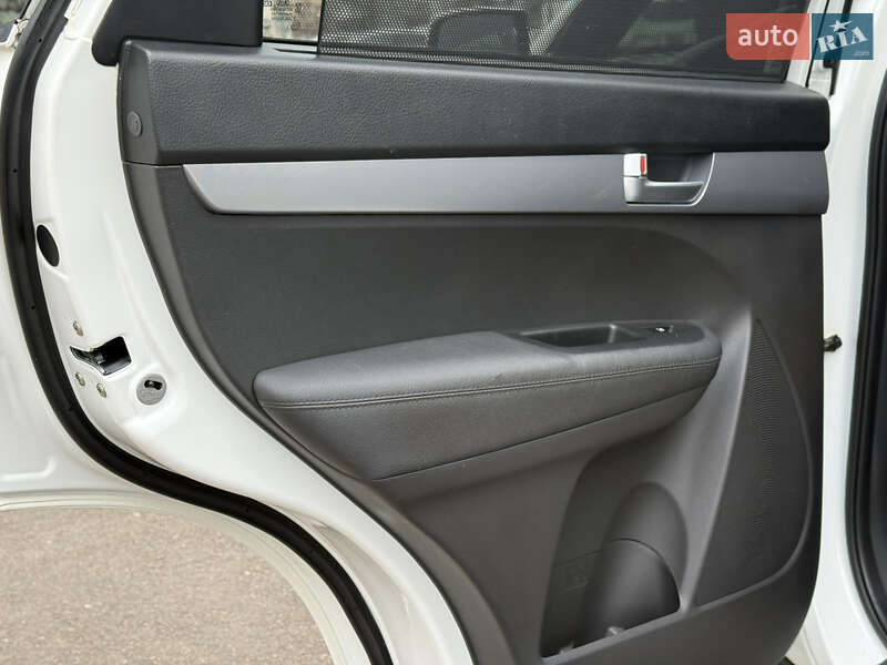 Внедорожник / Кроссовер Kia Sorento 2015 в Ровно