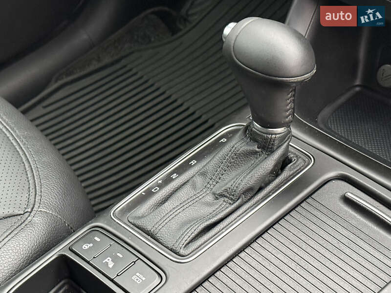 Внедорожник / Кроссовер Kia Sorento 2015 в Ровно