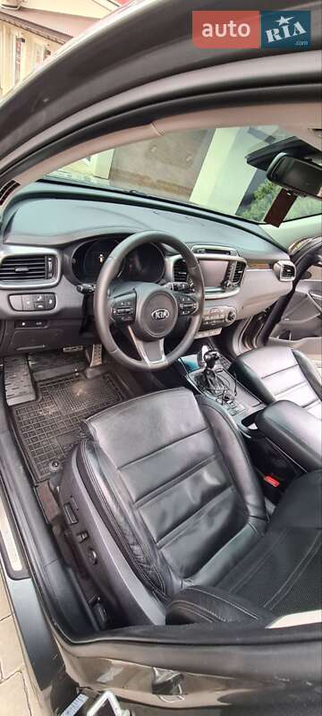 Внедорожник / Кроссовер Kia Sorento 2015 в Яремче