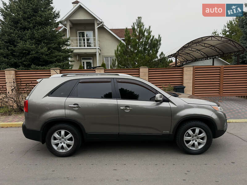 Позашляховик / Кросовер Kia Sorento 2012 в Дніпрі