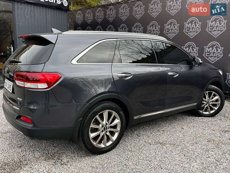 Позашляховик / Кросовер Kia Sorento 2016 в Києві