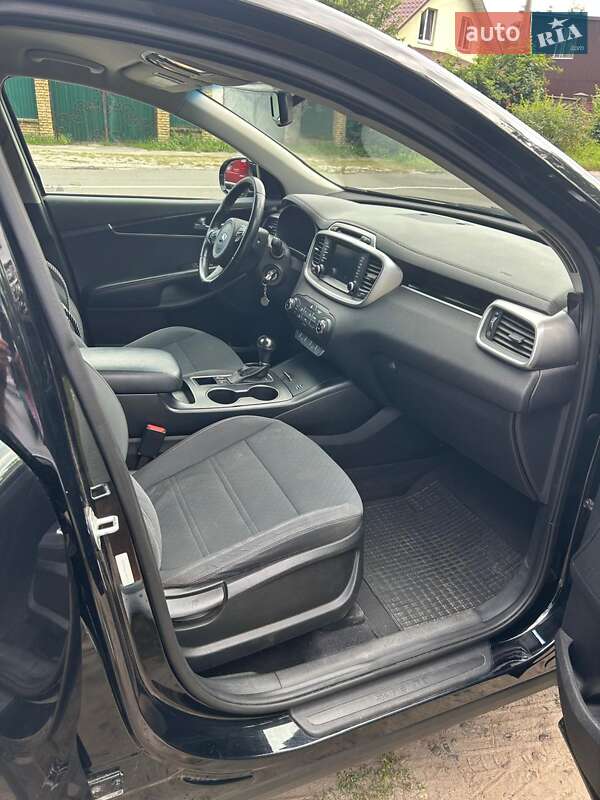 Внедорожник / Кроссовер Kia Sorento 2017 в Киеве