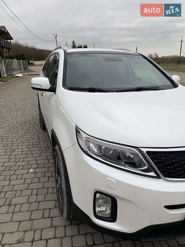 Позашляховик / Кросовер Kia Sorento 2014 в Миколаєві